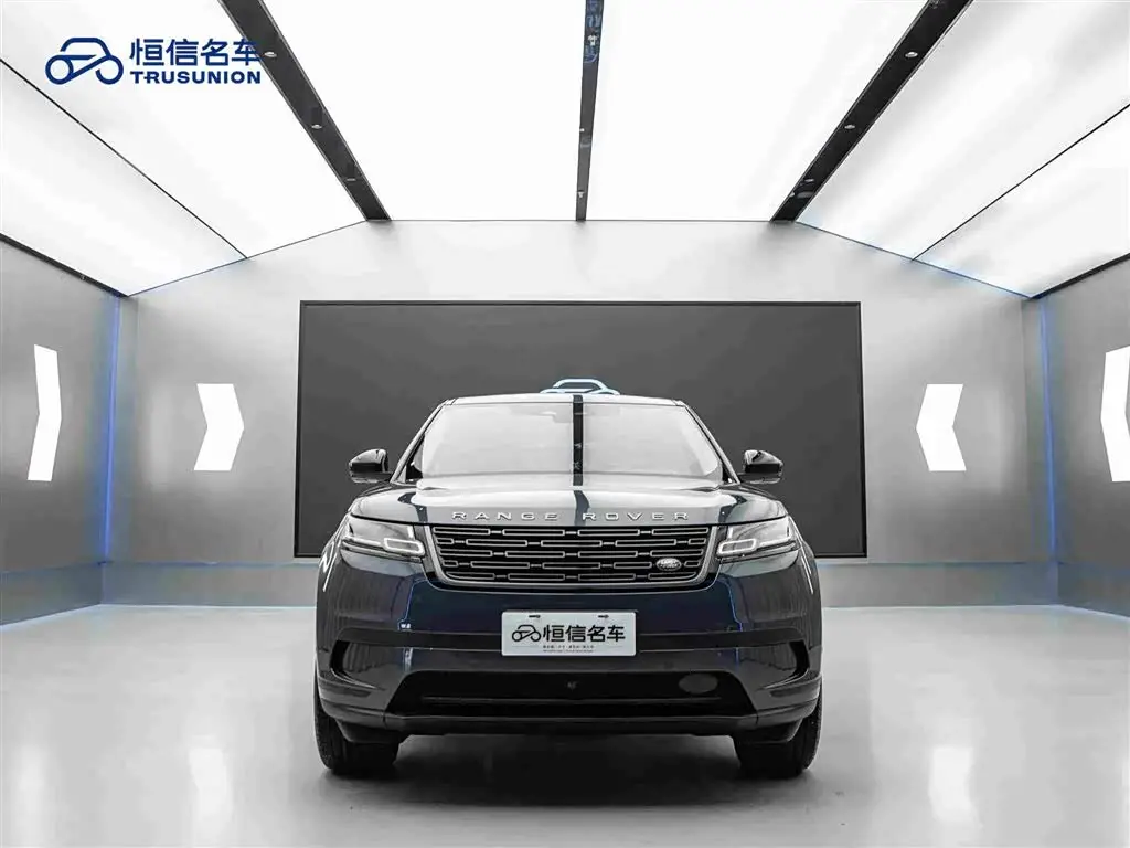 Land Rover Range Rover Velar 2024 — Photo 2/20