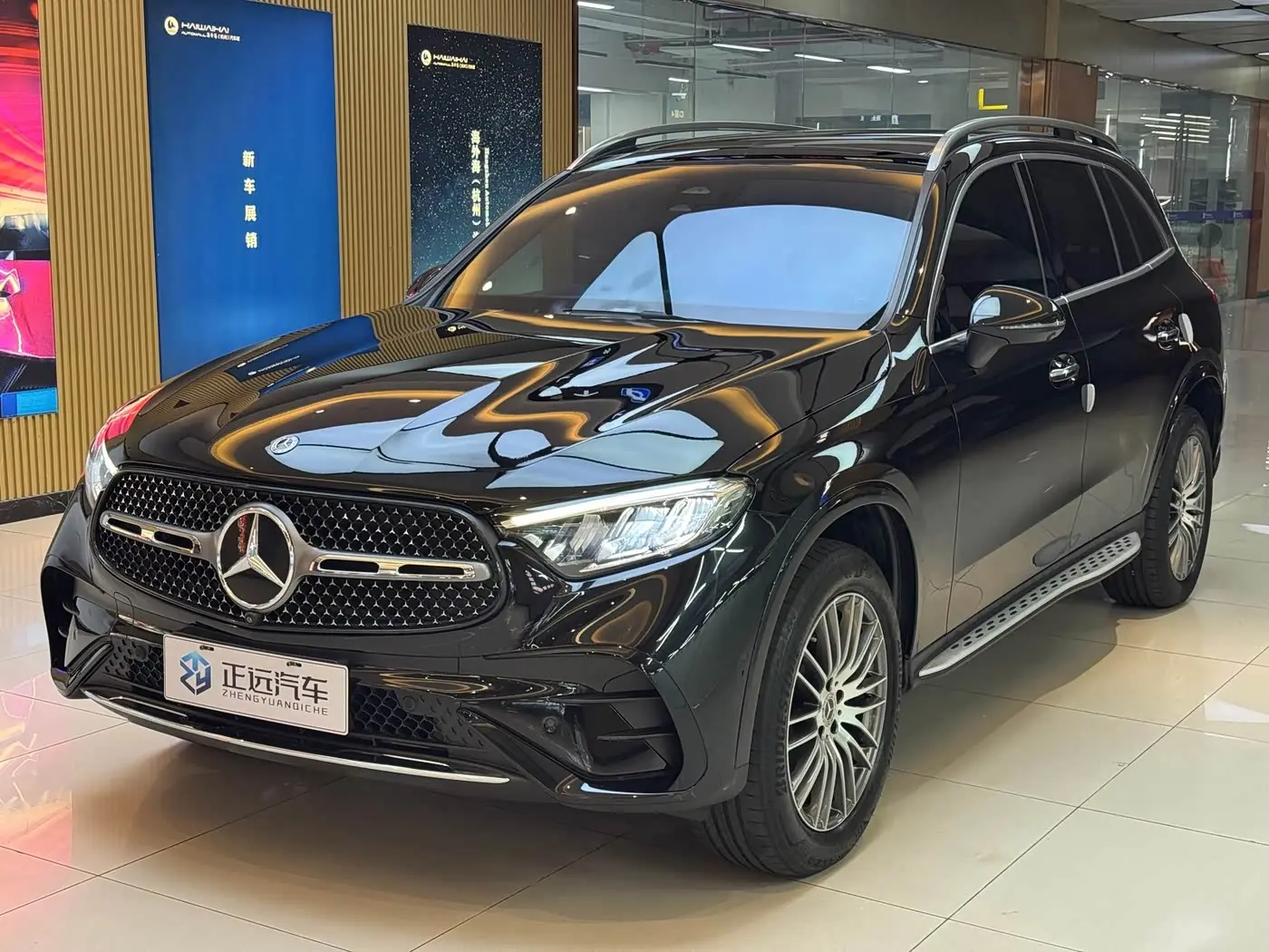 Mercedes-Benz GLC 2023 — Photo 1/20