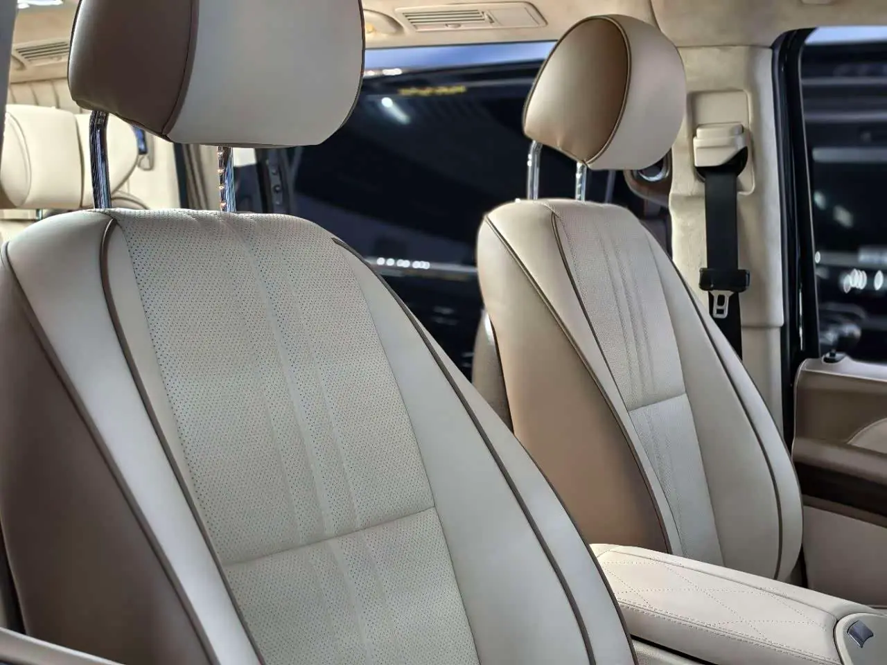 Mercedes-Benz Vito 2021 — Photo 8/15