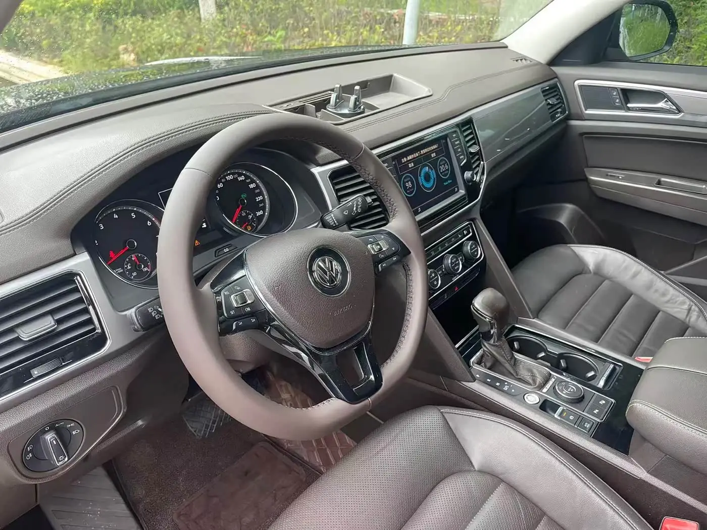 Volkswagen Teramont 2018 — Photo 8/16