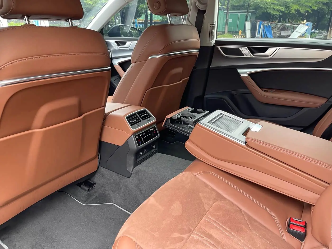 Audi A7L 2025 — Photo 13/20