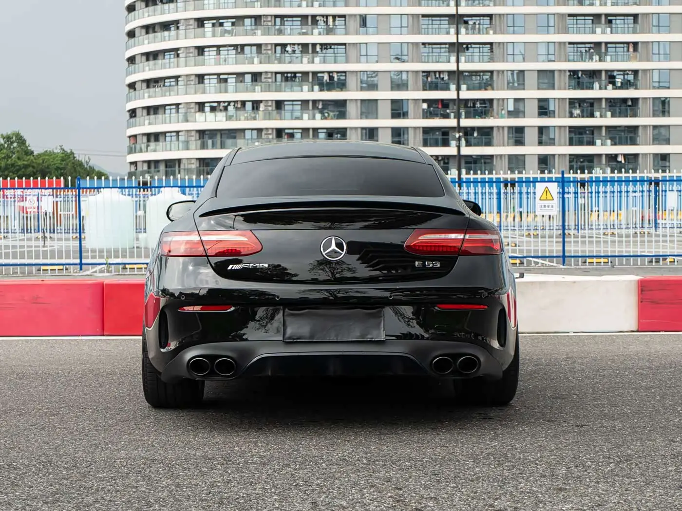 Mercedes-Benz E-Class AMG 2019 — Фото 4/9