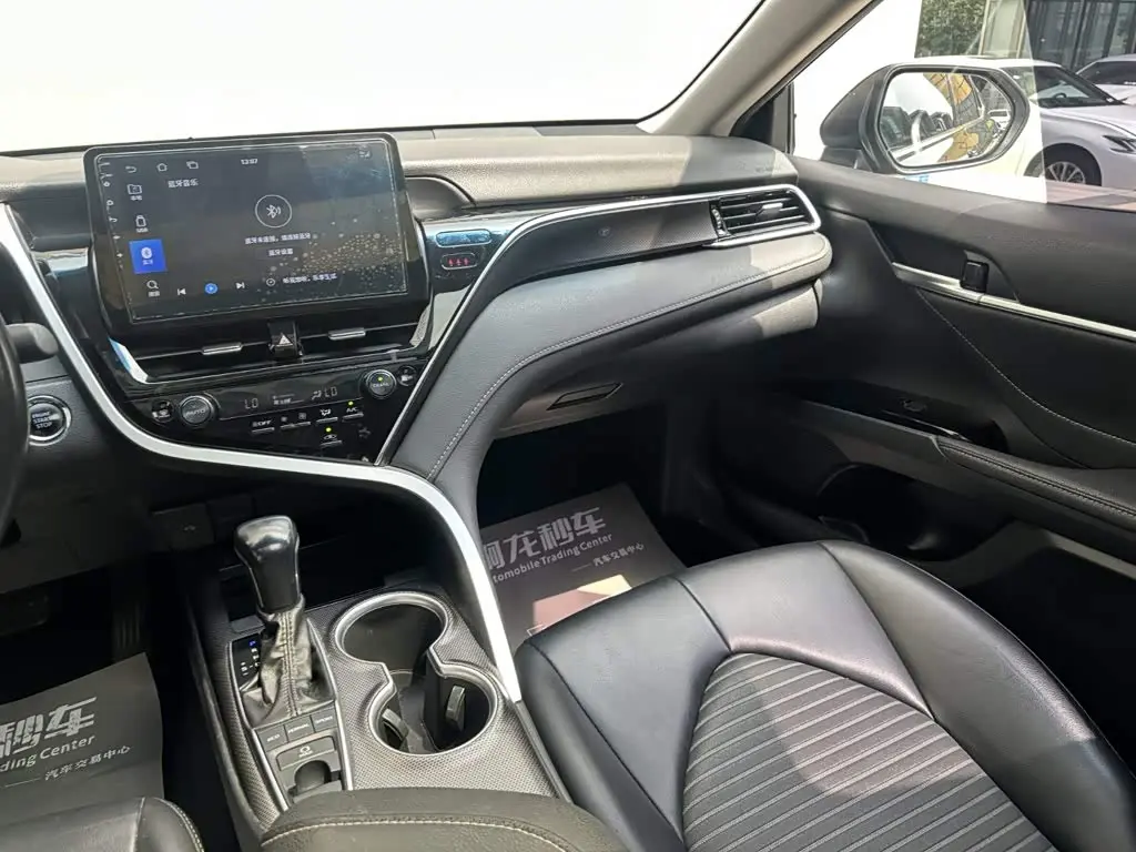 Toyota Camry 2022 — Şəkil 7/14