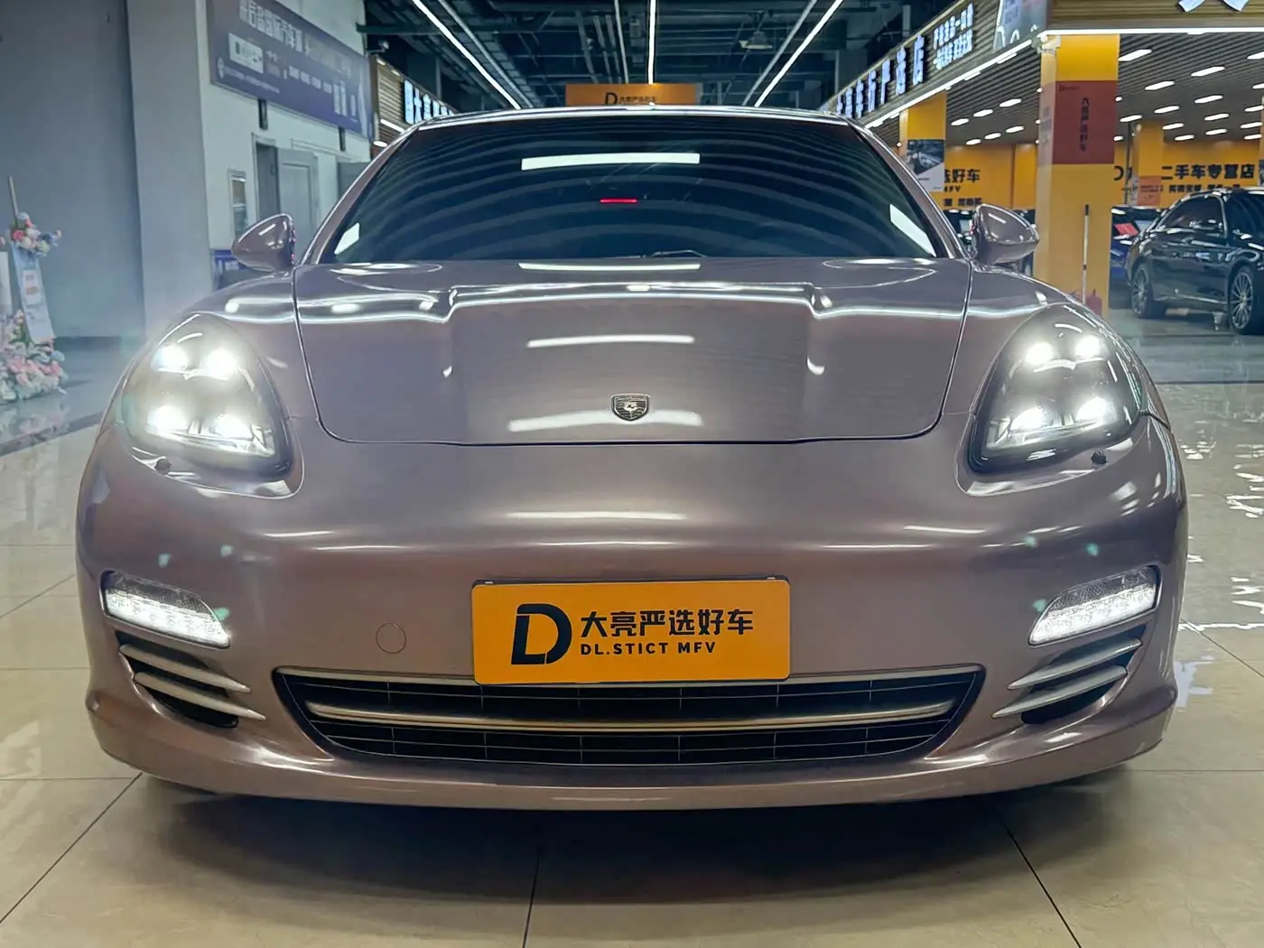 Porsche Panamera 2013 — Photo 2/13
