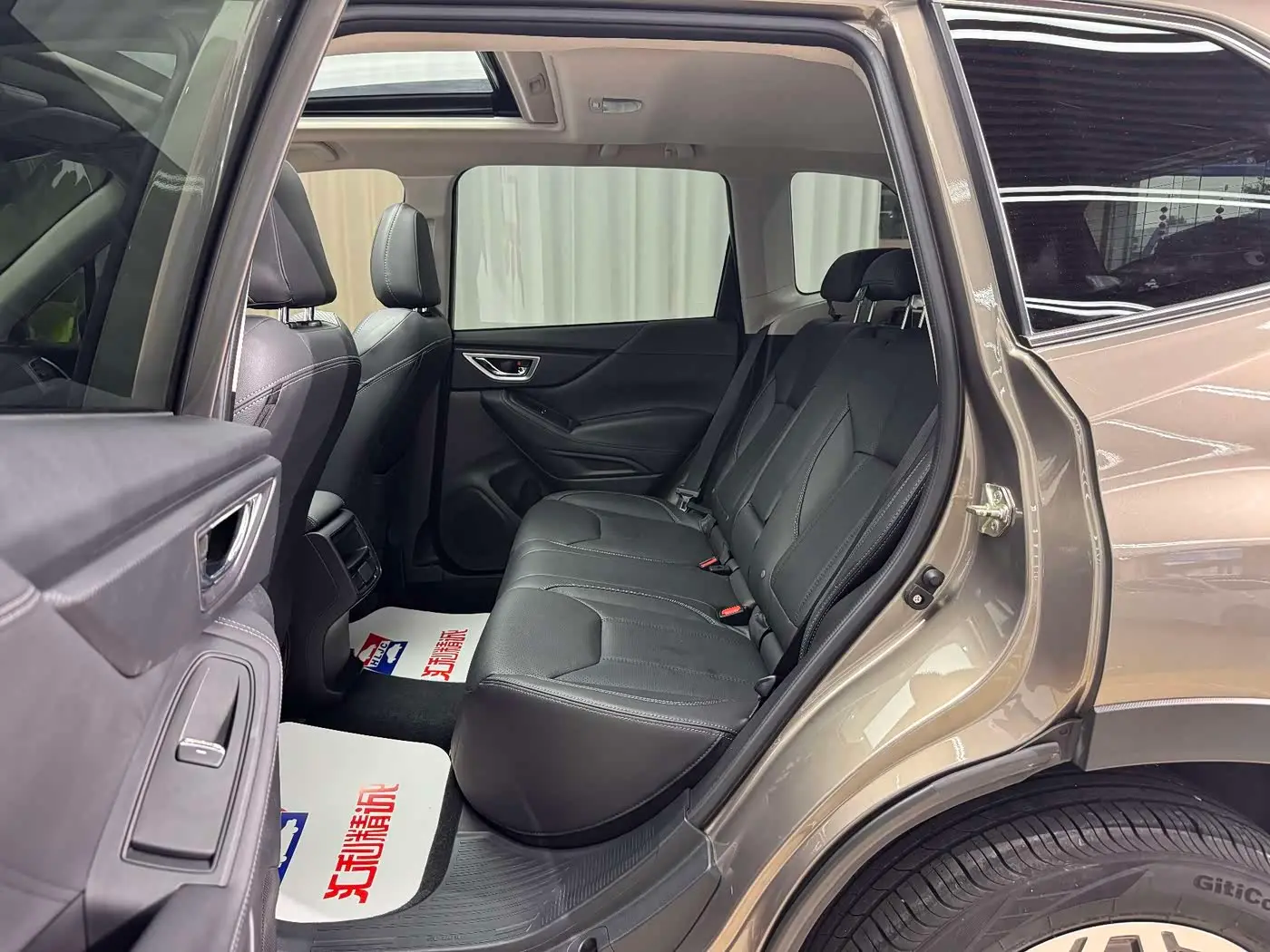 Subaru Forester 2019 — Photo 8/20