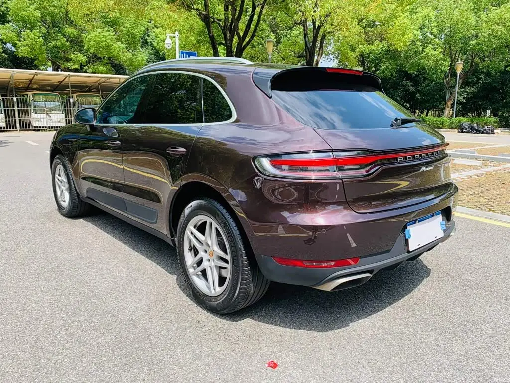 Porsche Macan 2019 — Photo 7/20