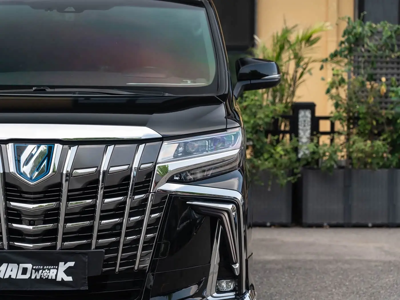 Toyota Alphard 2021 — Photo 4/20