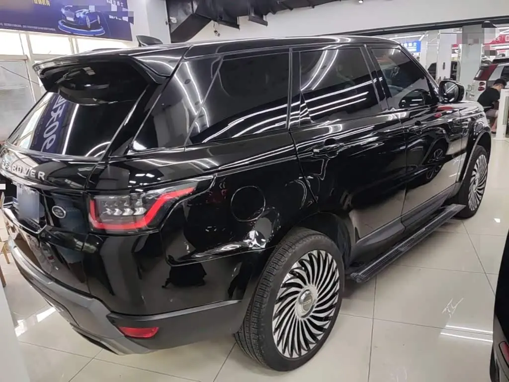 Land Rover Range Rover Sport 2020 — ფოტო 7/20