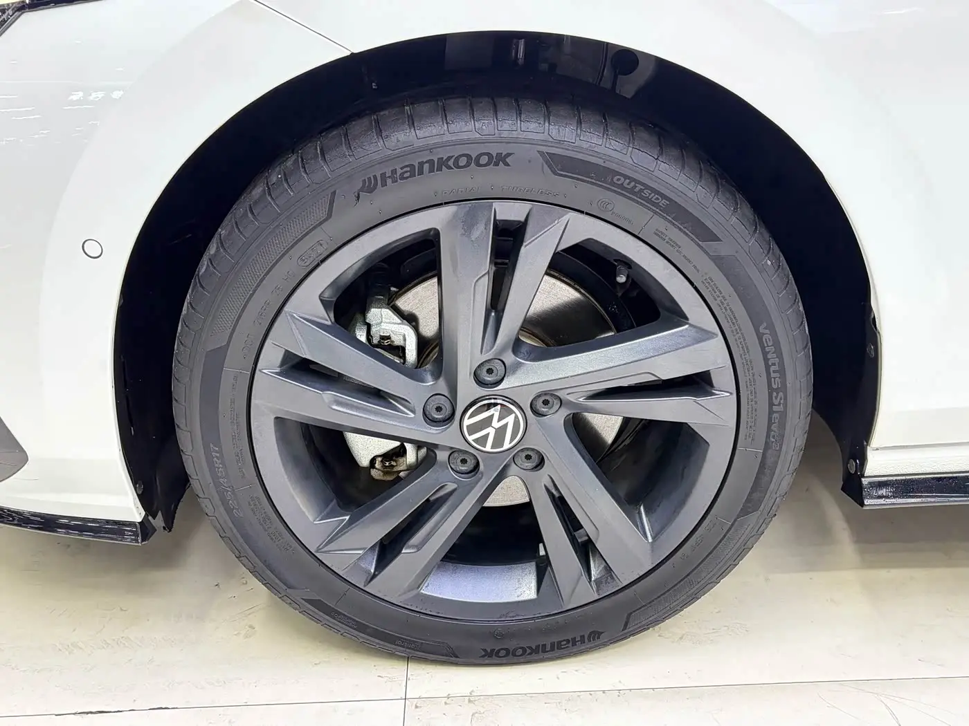 Volkswagen Golf 2021 — Photo 13/20