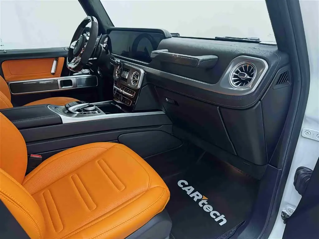 Mercedes-Benz G-Class 2019 — Фото 15/20