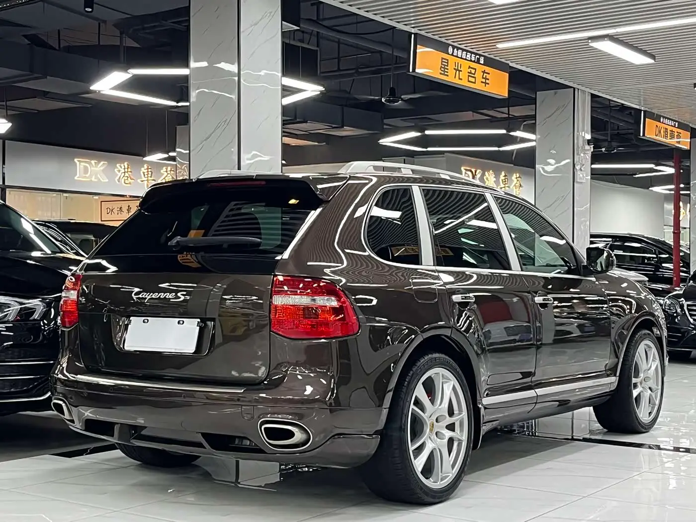 Porsche Cayenne 2009 — Photo 10/18