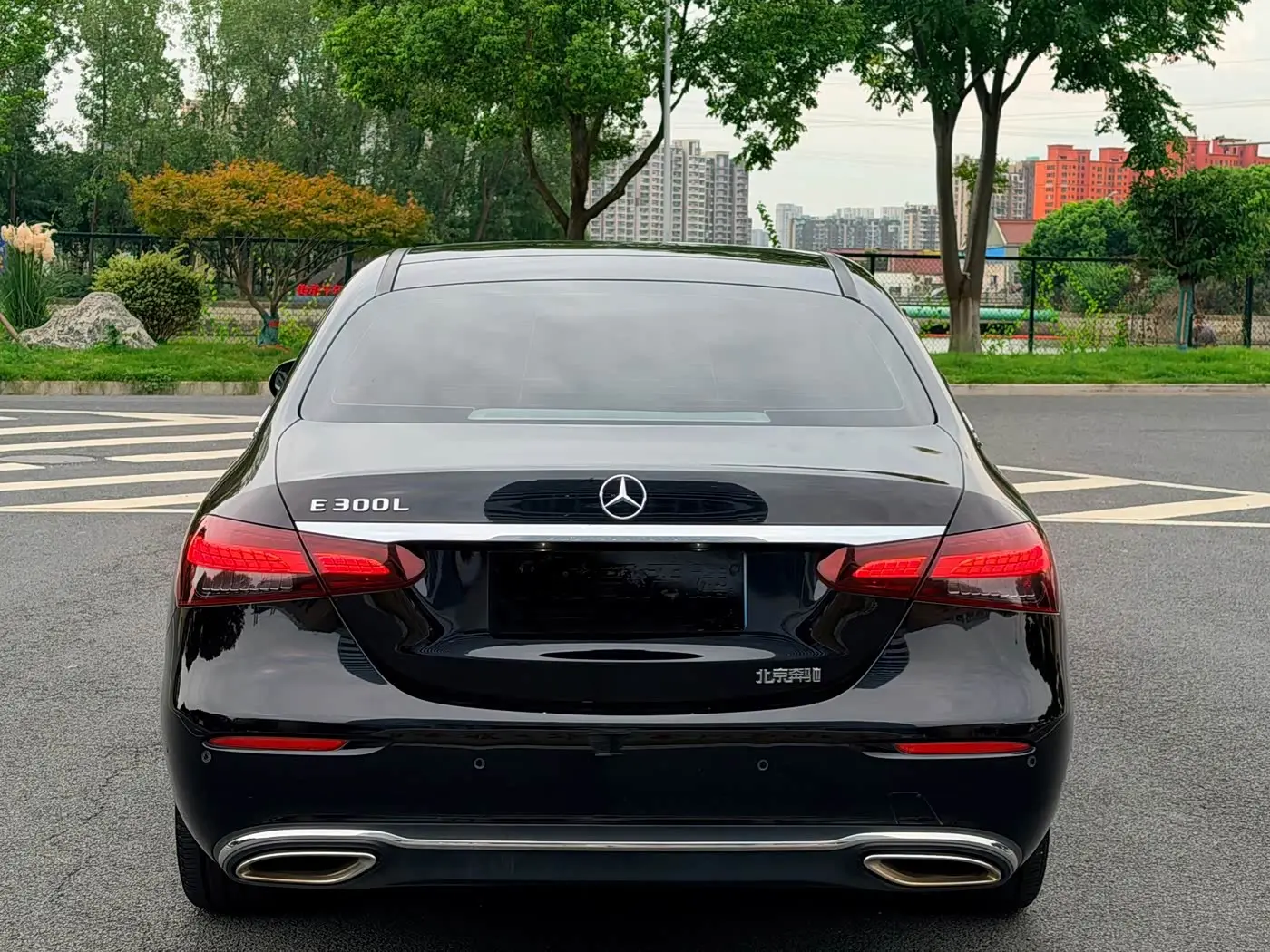 Mercedes-Benz E-Class 2022 — Фото 9/9