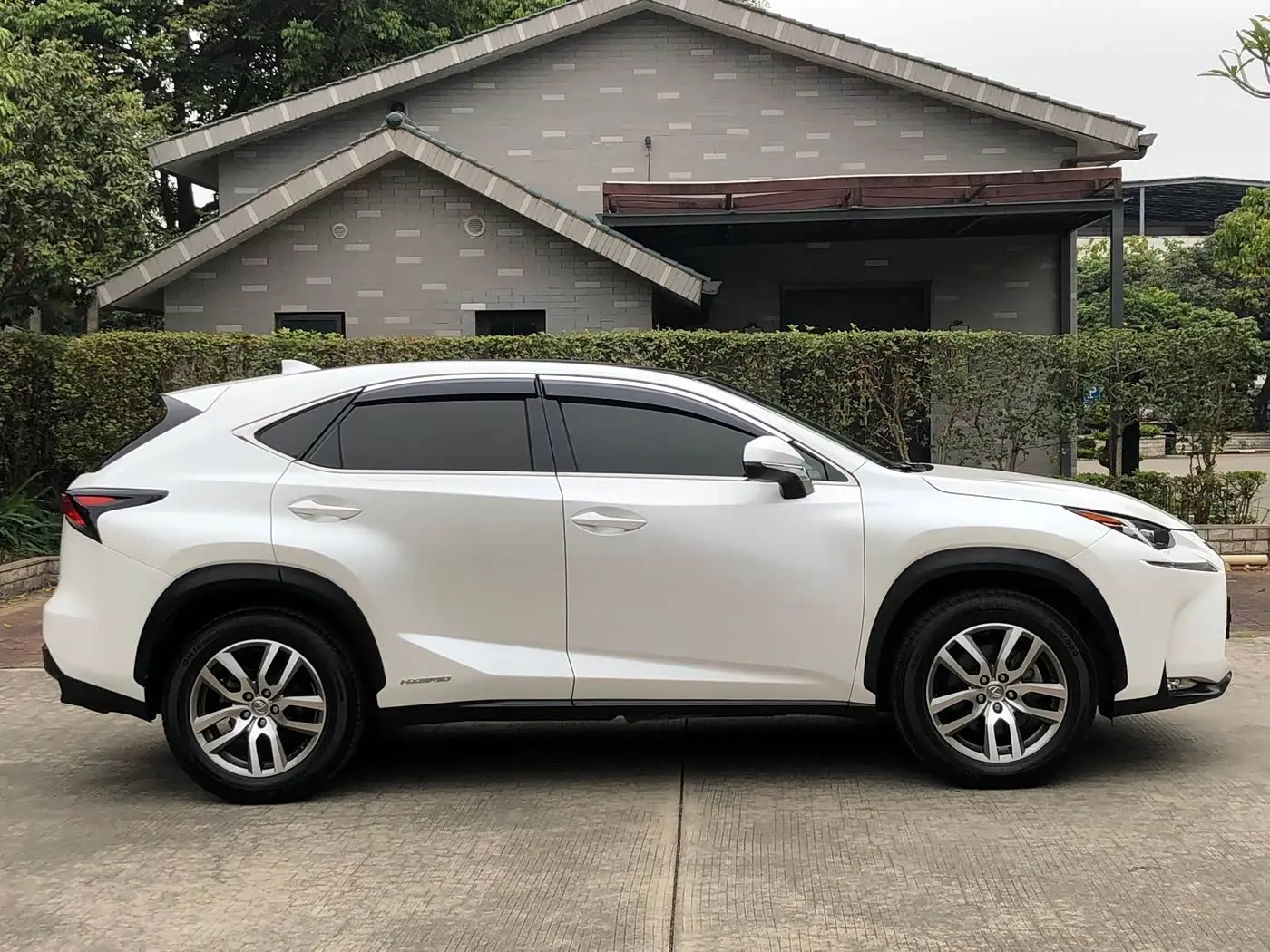 Lexus NX 2016 — Şəkil 6/20