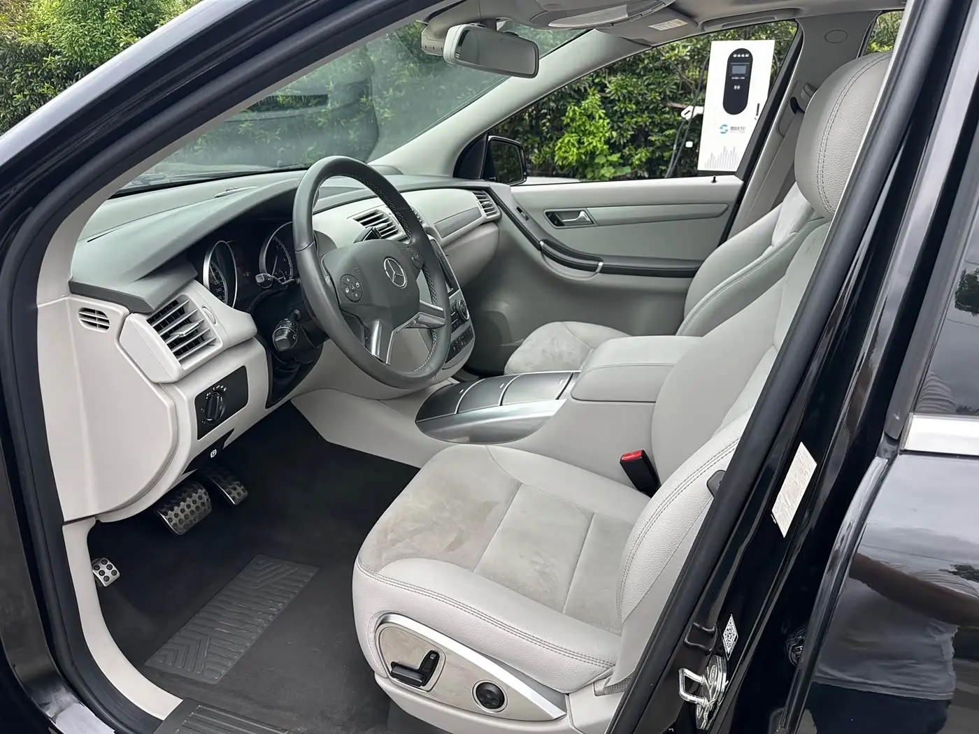 Mercedes-Benz R-Class 2016 — Фото 14/20