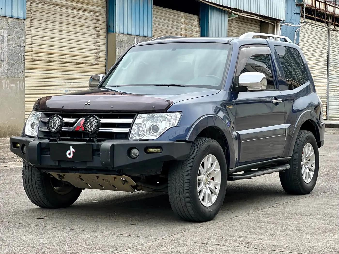 Mitsubishi Pajero, 2009