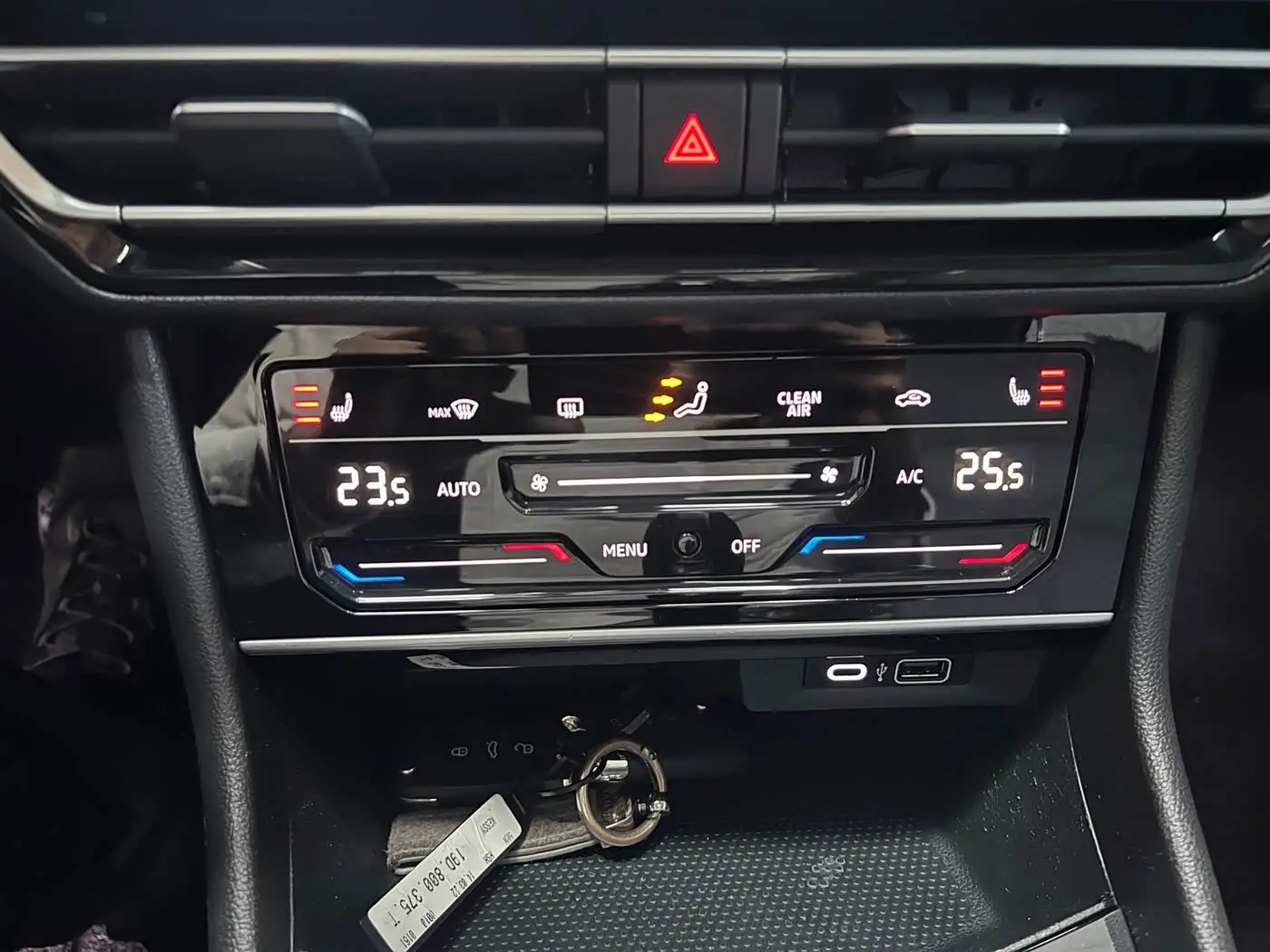 Volkswagen Lavida 2022 — Photo 15/20