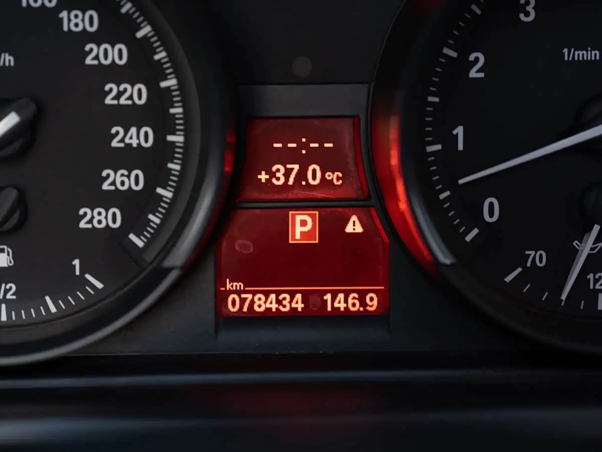 BMW Z4 2011 — Photo 7/10