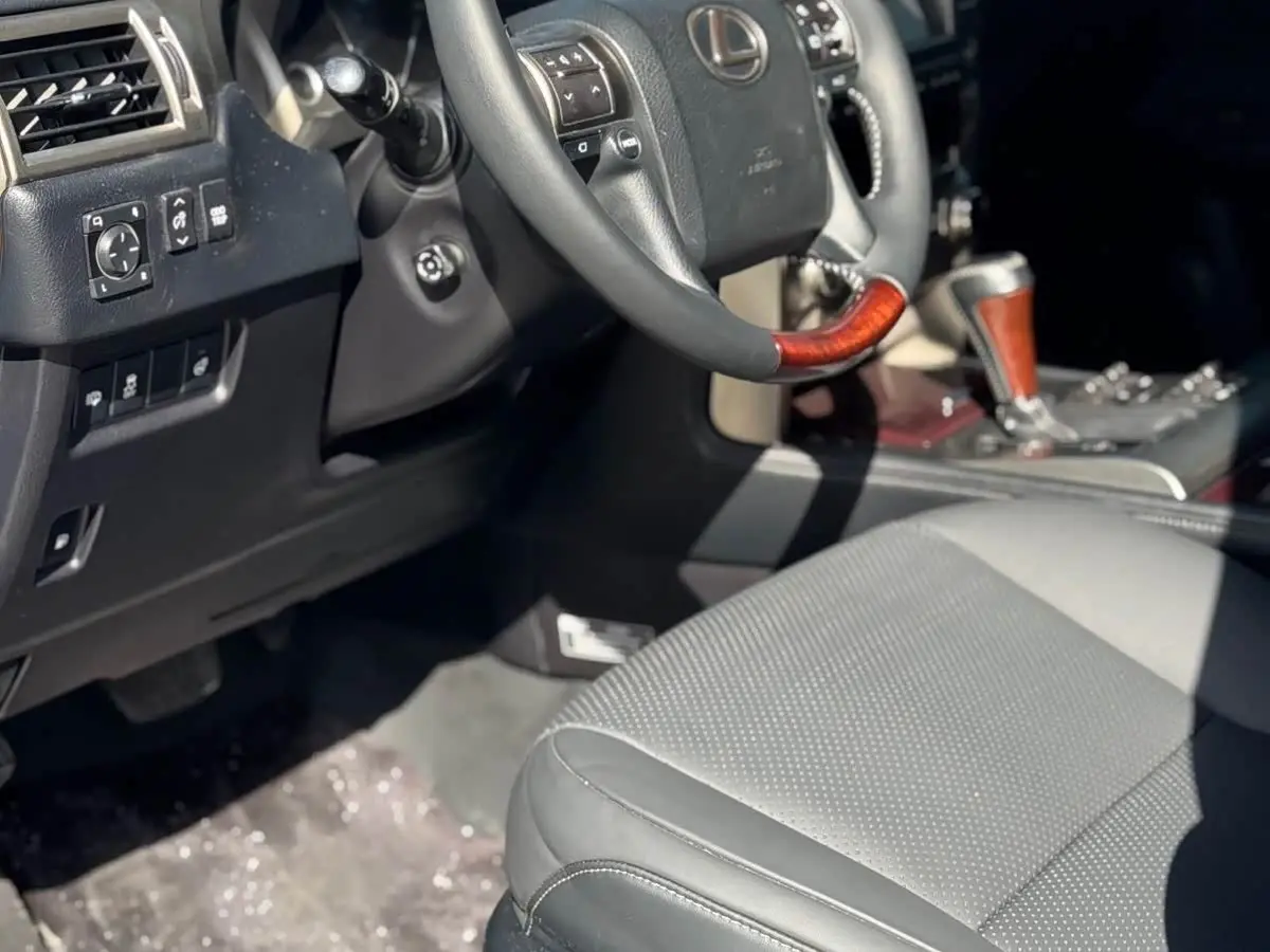 Lexus GX 2016 — Фото 10/15