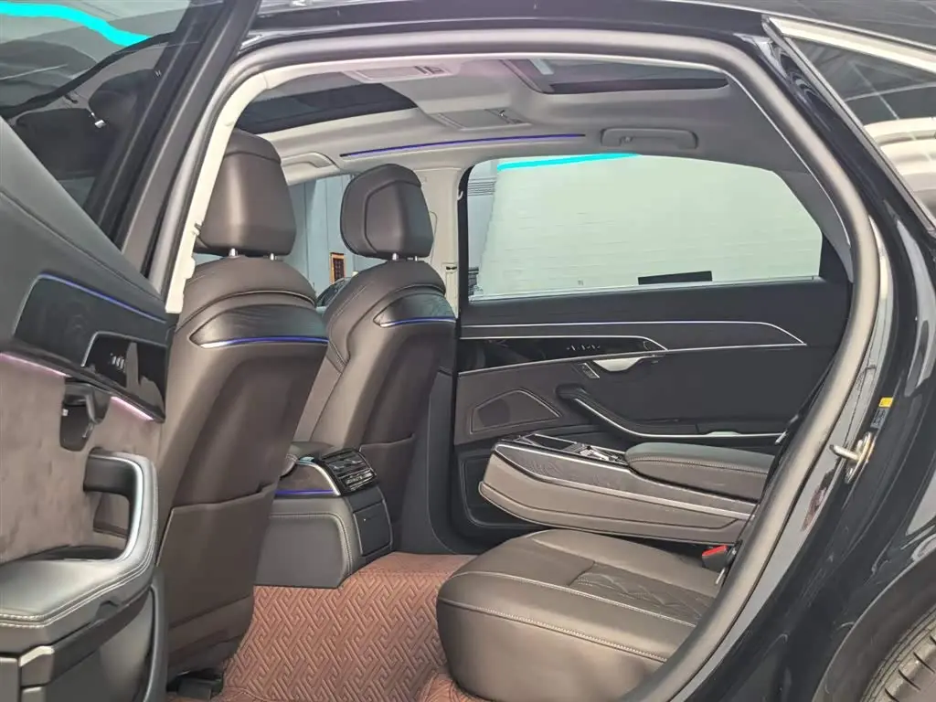 Audi A8 2025 — Photo 7/10