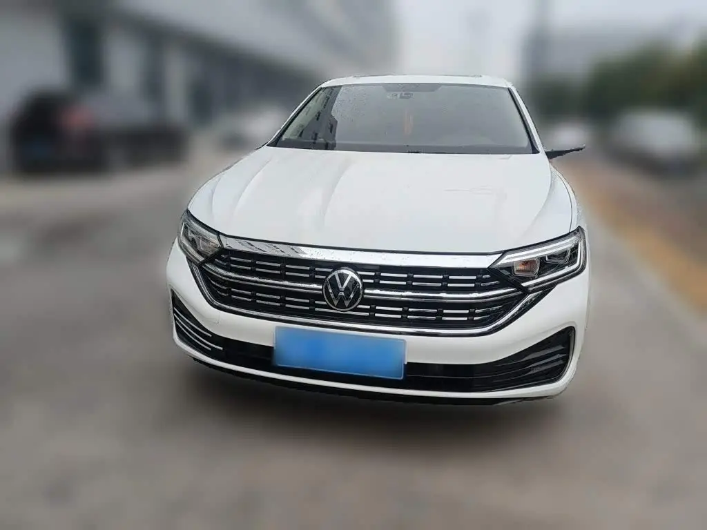 Volkswagen Sagitar 2023 — Photo 2/20