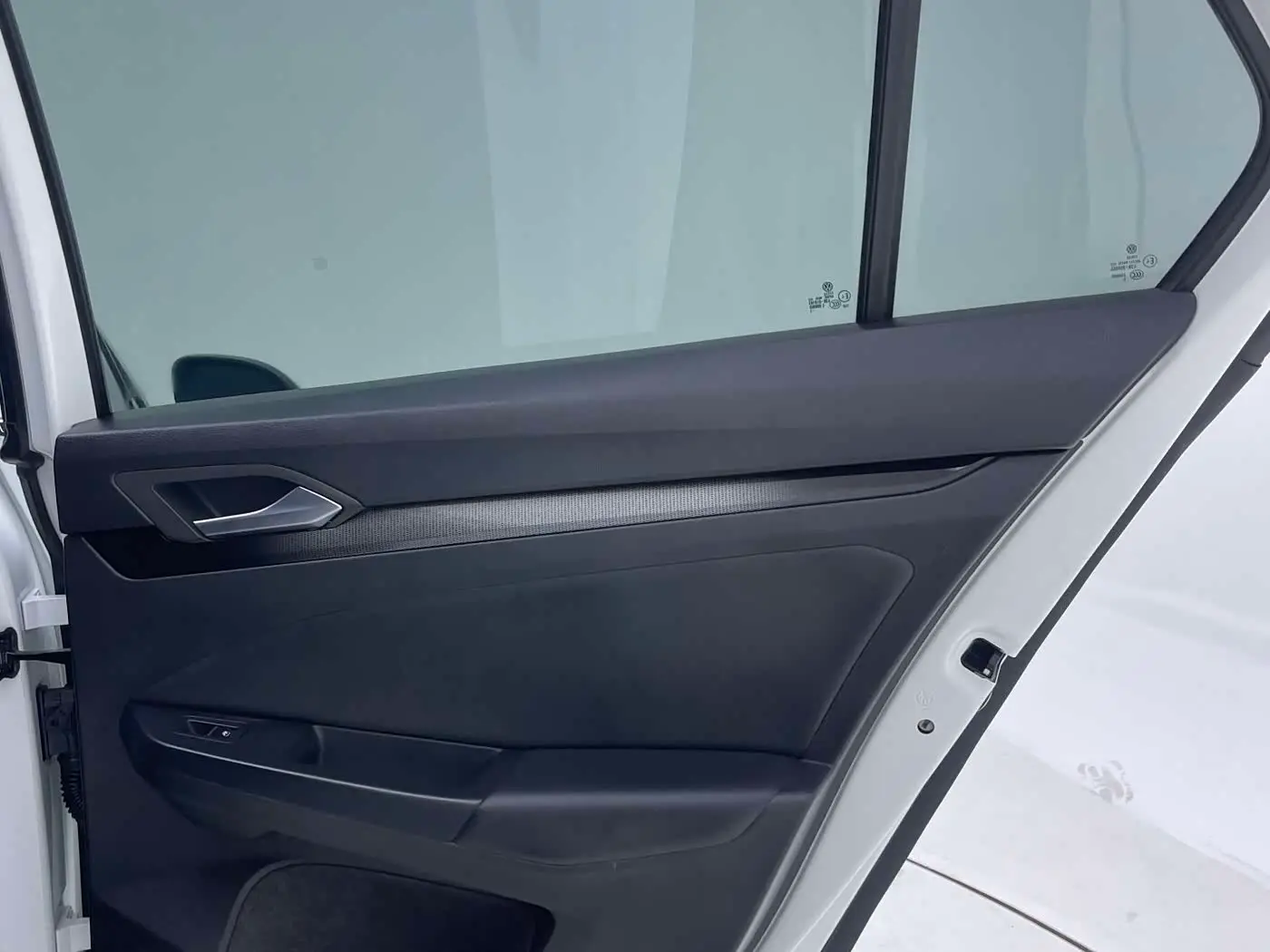 Volkswagen Golf 2023 — Photo 17/20
