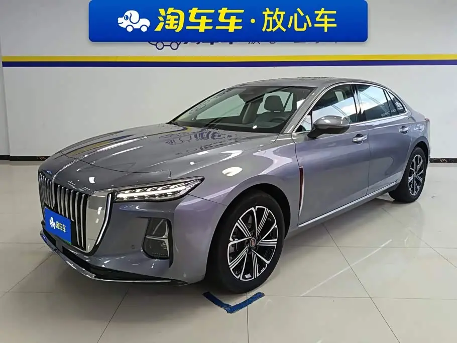Hongqi H5 PHEV 2025 — Фото 1/16