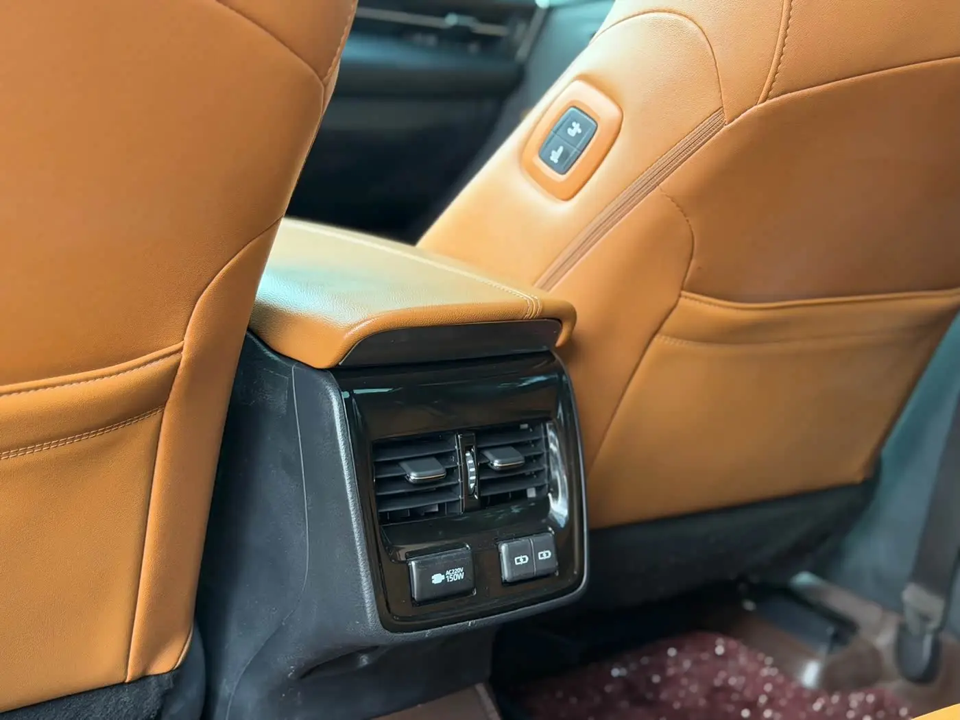 Toyota Avalon 2023 — Фото 13/18