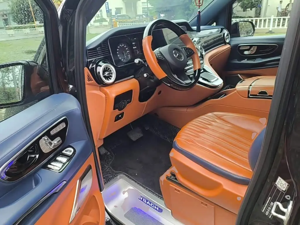 Mercedes-Benz Vito 2024 — Photo 16/20