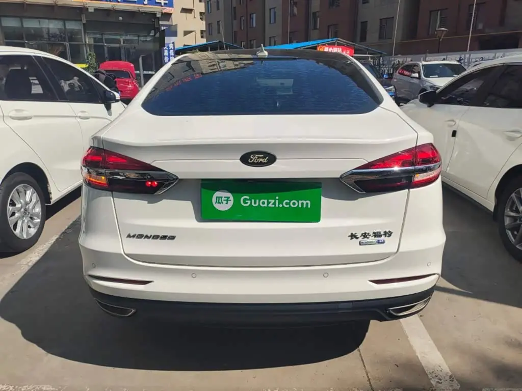 Ford Mondeo 2021 — ფოტო 4/20