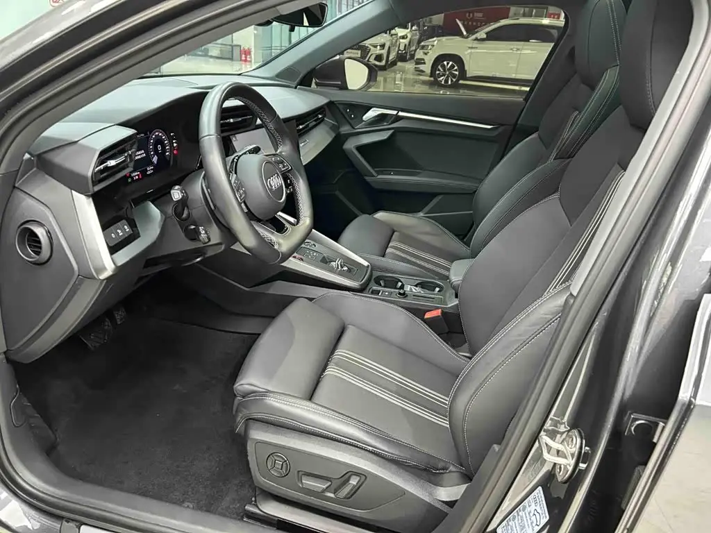 Audi A3 2023 — Photo 17/20