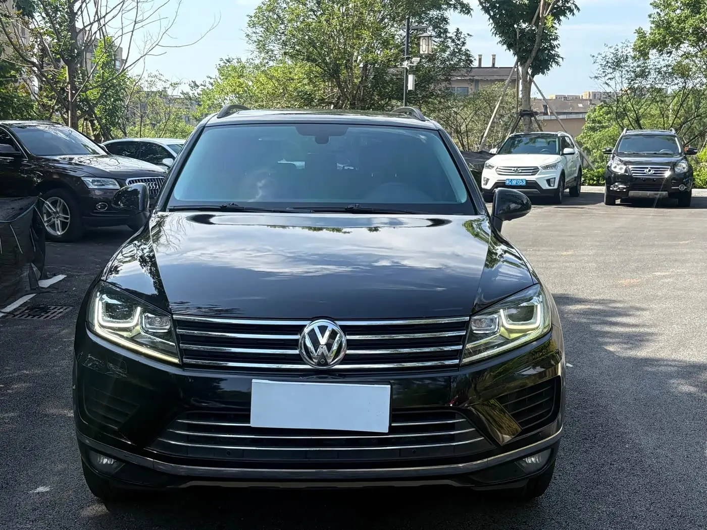 Volkswagen Touareg 2016 — Şəkil 2/9