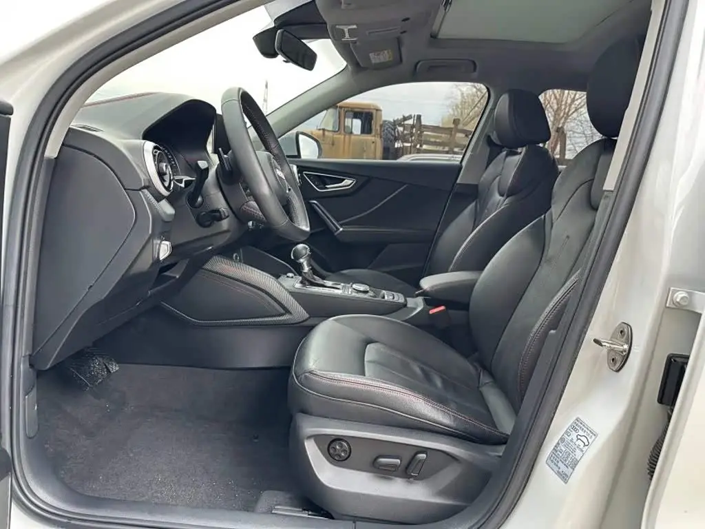 Audi Q2L 2022 — Photo 16/16