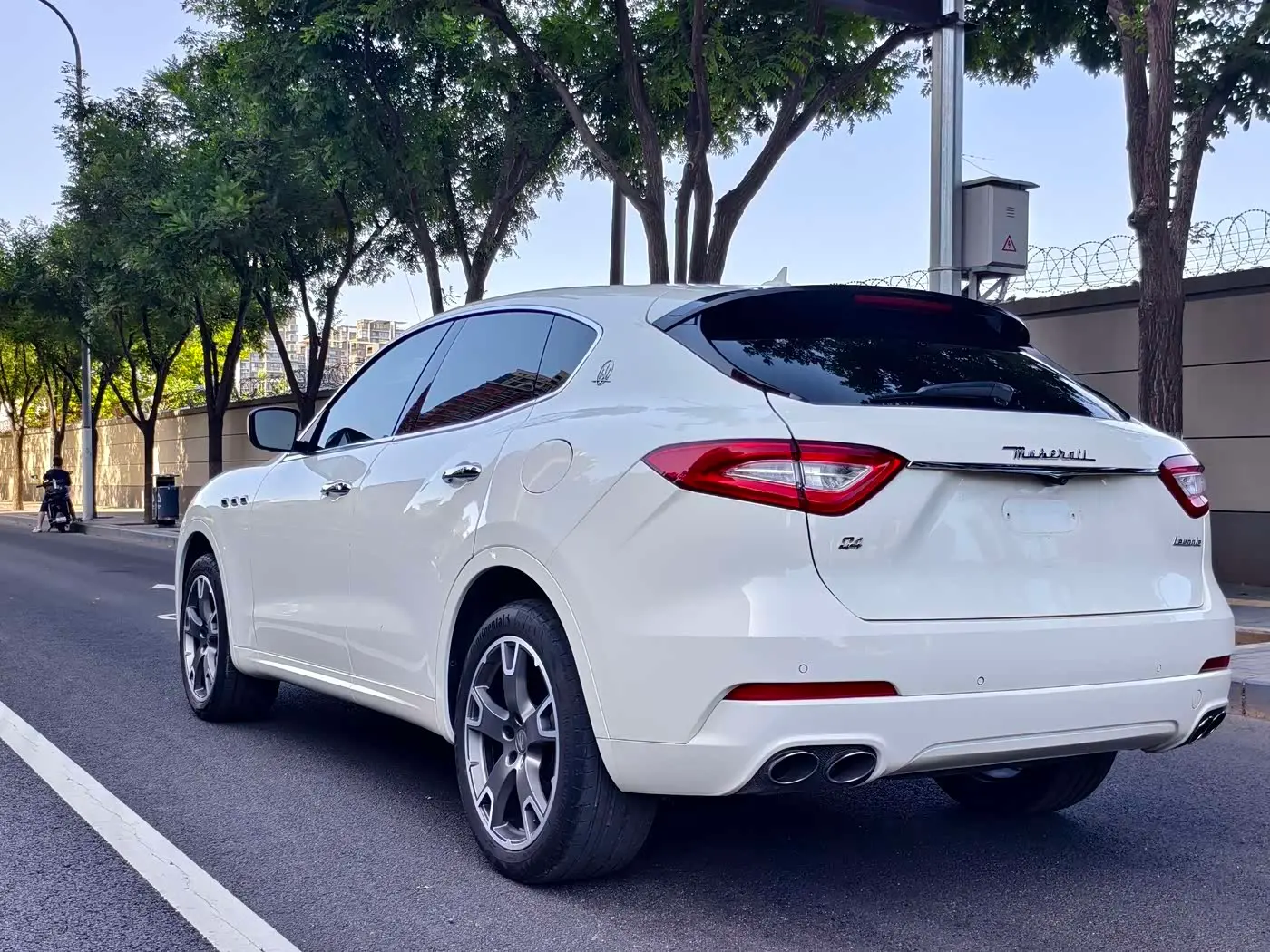 Maserati Levante 2017 — Photo 7/20