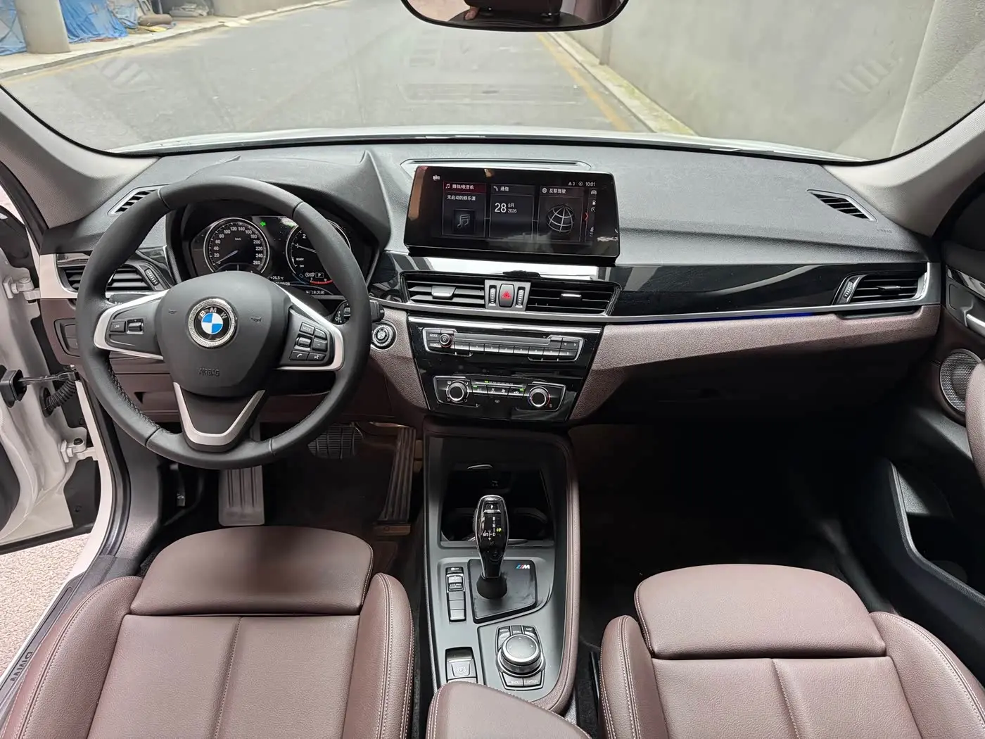 BMW X1 2023 — Фото 8/20