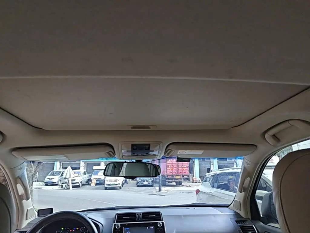 Toyota Prado 2018 — Фото 18/20