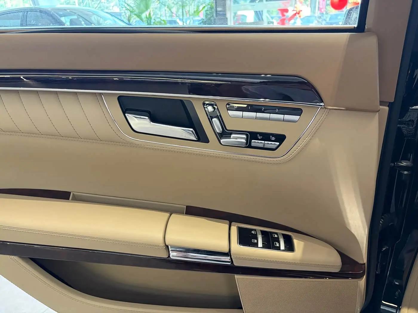 Mercedes-Benz S-Class 2012 — Фото 20/20