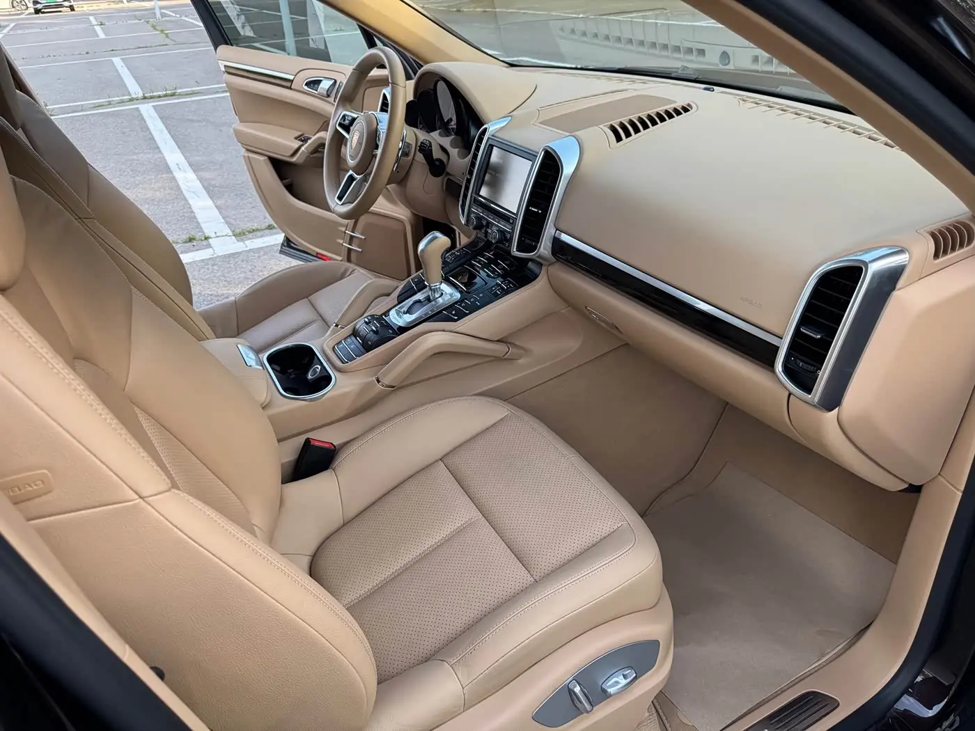 Porsche Cayenne 2015 — Photo 16/19