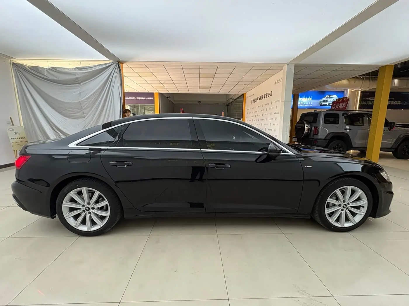 Audi A6L 2024 — Photo 8/20
