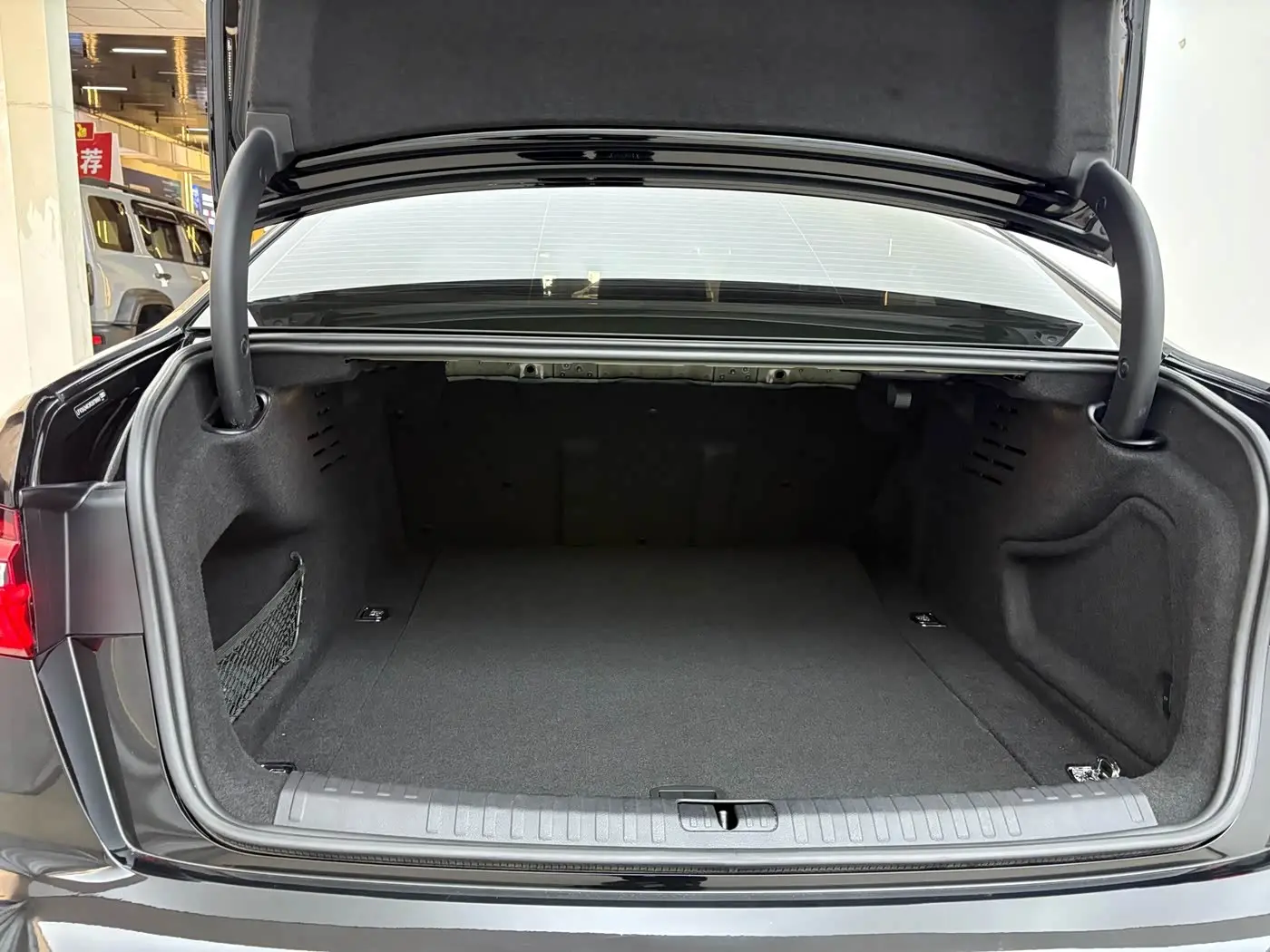 Audi A6L 2024 — Photo 13/20