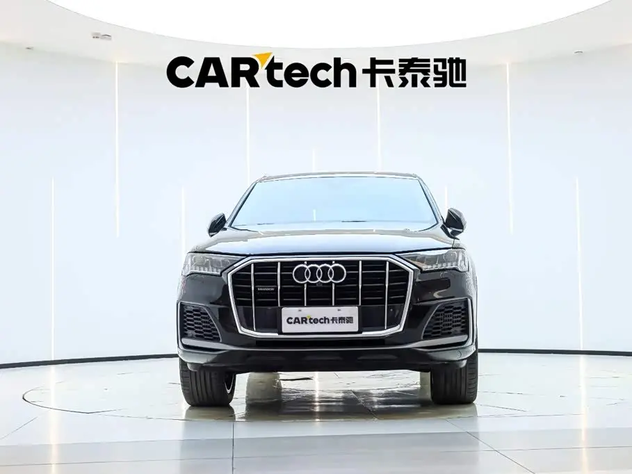 Audi Q7 2023 — Фото 6/20