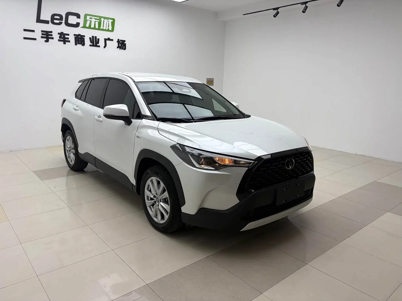 Toyota Corolla Cross 2025 — Фото 3/18