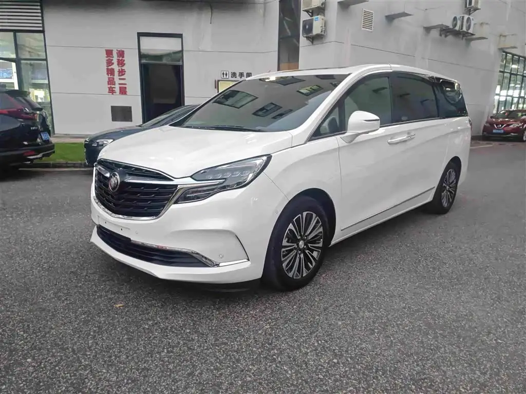 Buick GL8, 2022