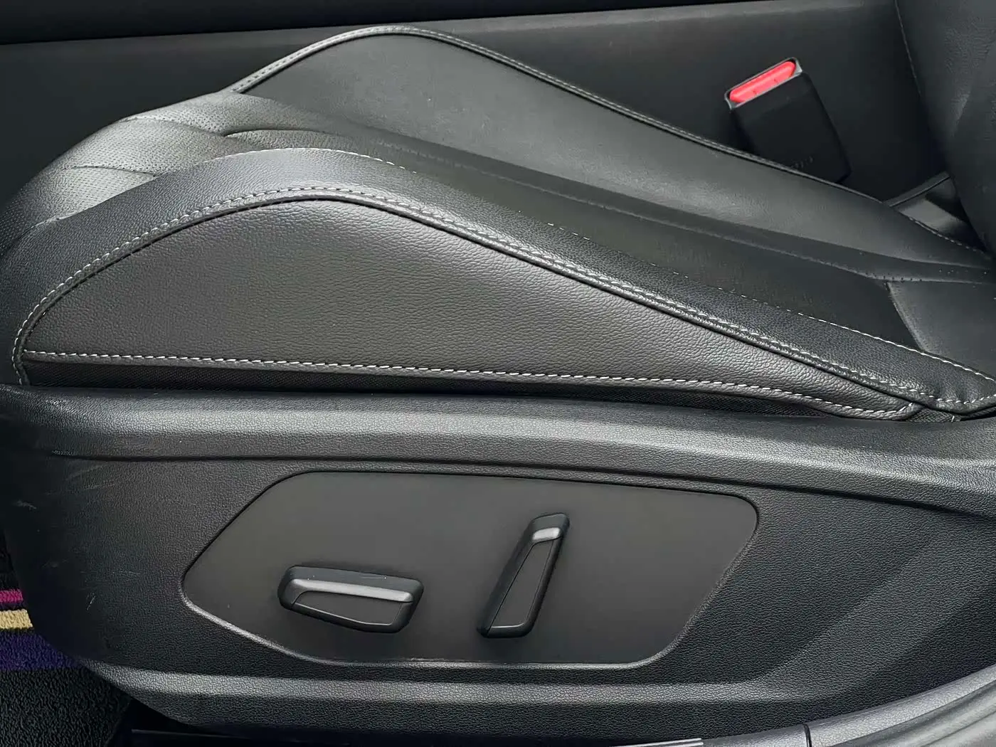Hyundai Elantra 2023 — Photo 10/20