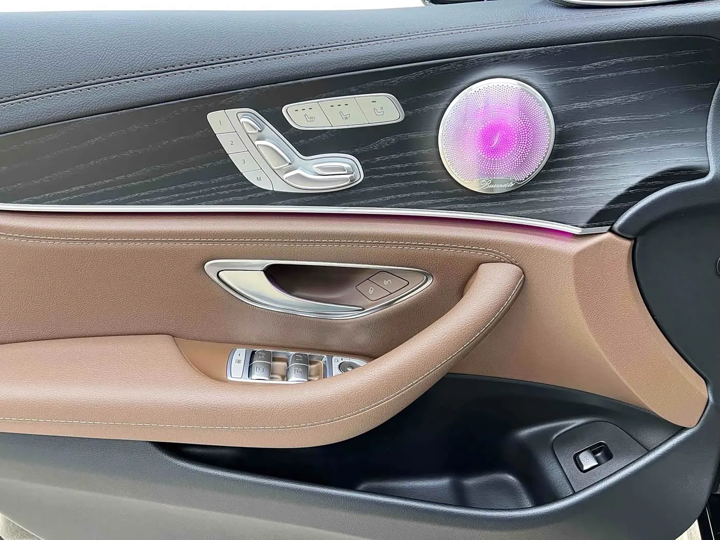Mercedes-Benz E-Class 2022 — Фото 8/20
