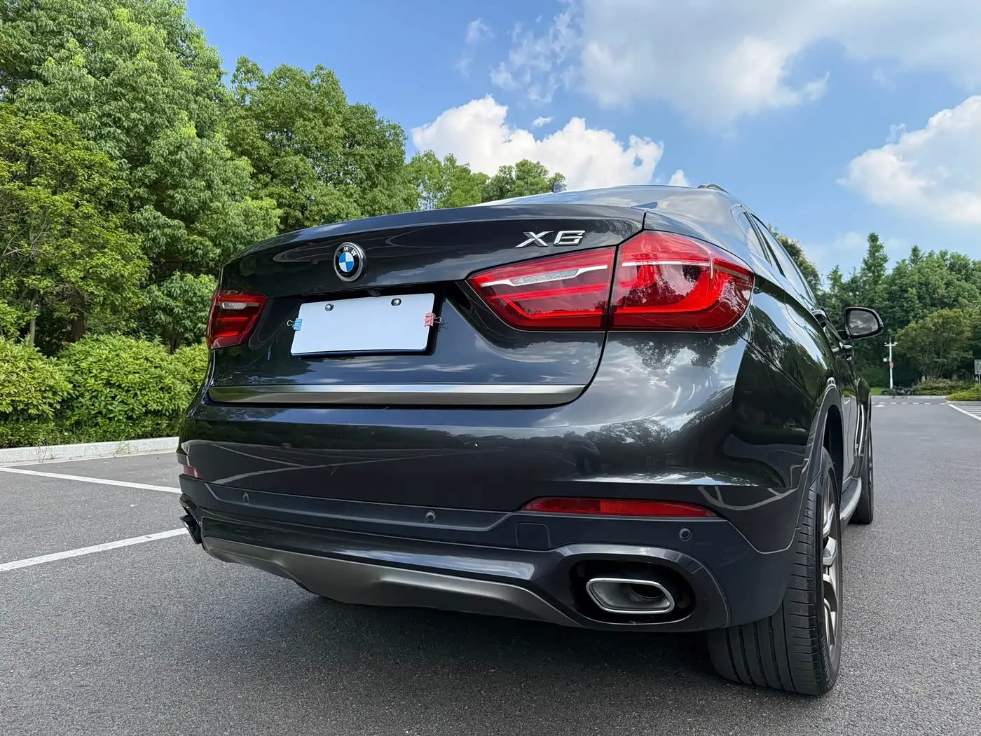 BMW X6 2018 — Photo 6/20