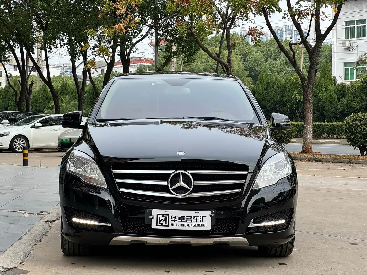 Mercedes-Benz R-Class 2011 — Фото 2/20