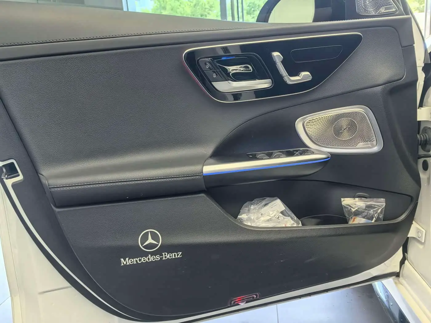 Mercedes-Benz C-Class 2024 — Фото 16/18