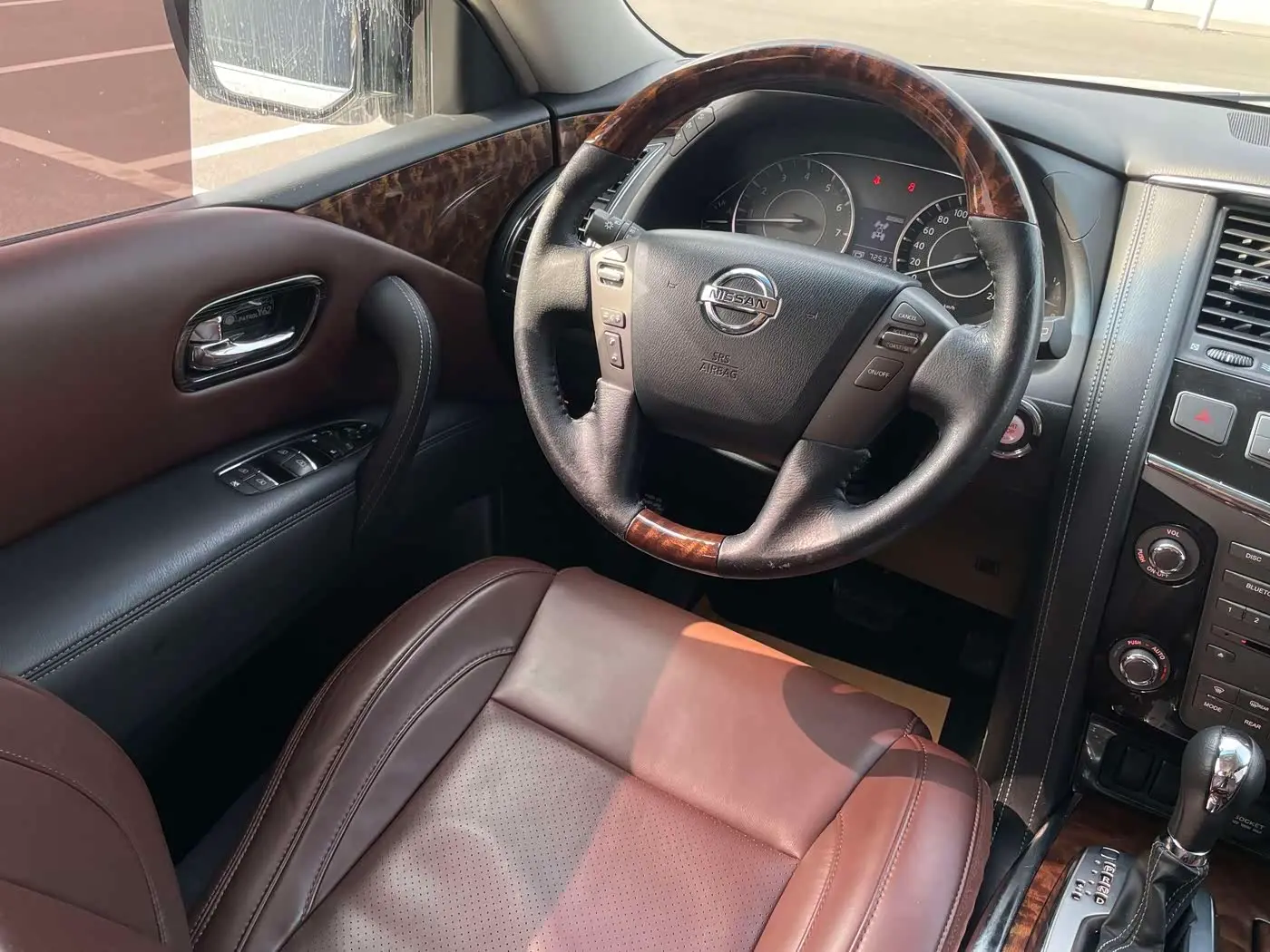 Nissan Patrol 2017 — Photo 11/20