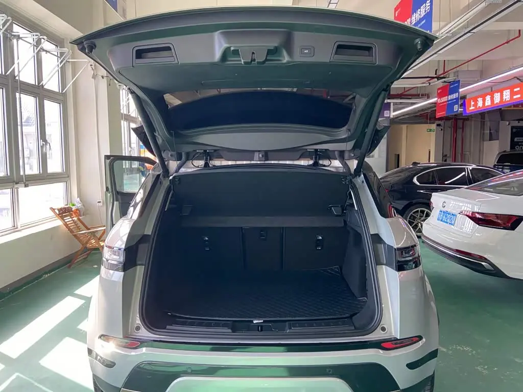 Land Rover Range Rover Evoque 2023 — Фото 15/19