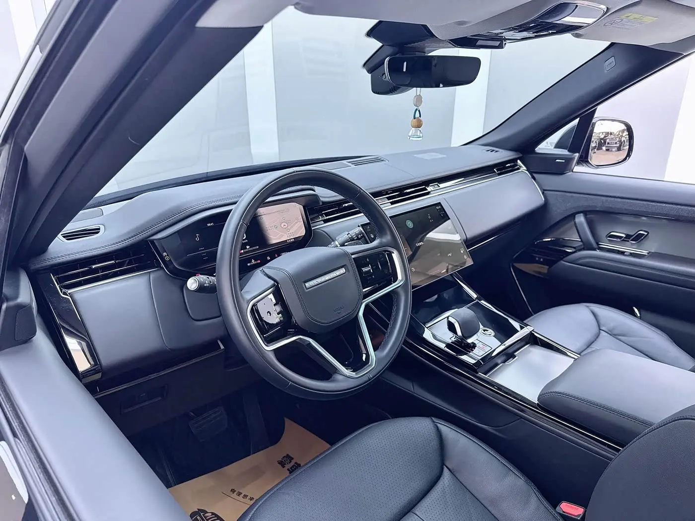 Land Rover Range Rover Sport 2024 — Photo 3/20